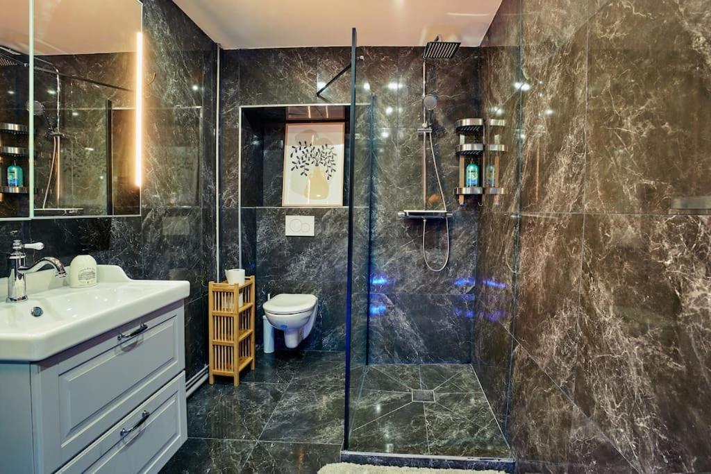 Versailles Jacuzzi - Sauna - Rdc 2 Экстерьер фото